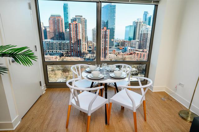  Apartments Chicago Sublets with Simple Decor