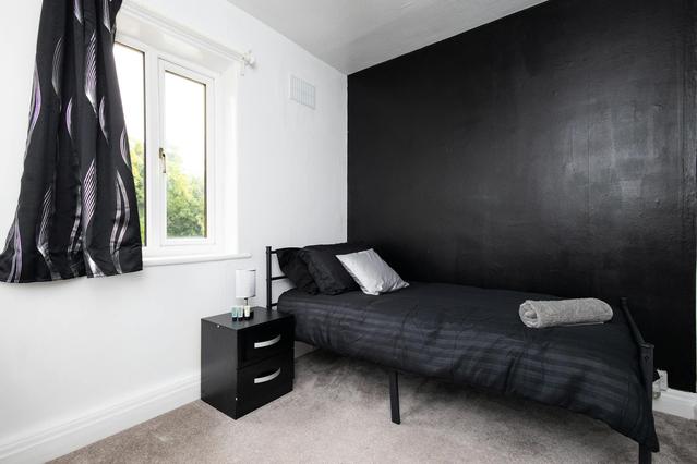 Easterly Crescent, Leeds - View 5