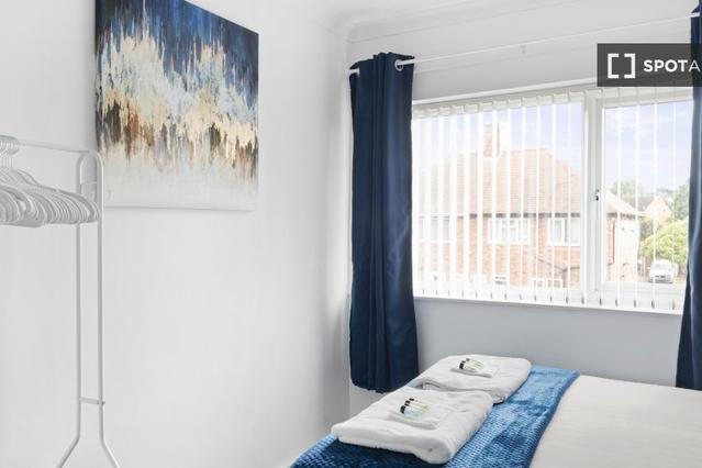 3-bedroom apartment for rent in Bells Lane, Nottingham - View 5