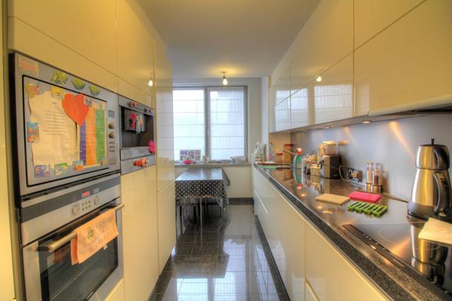 Penthouse Flat For Rent In Brussels Downtown photo