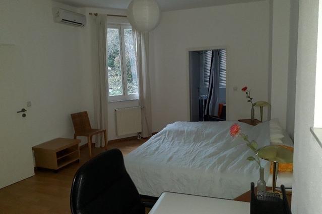short term furnished apartment